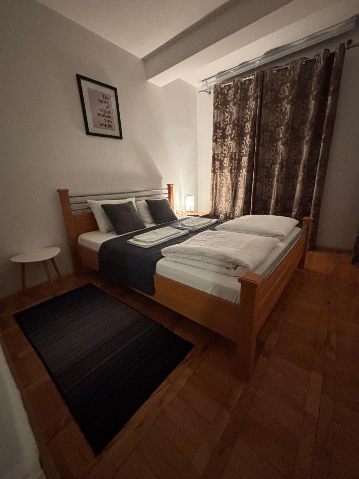 4 Rooms Apartments Nis Exterior photo