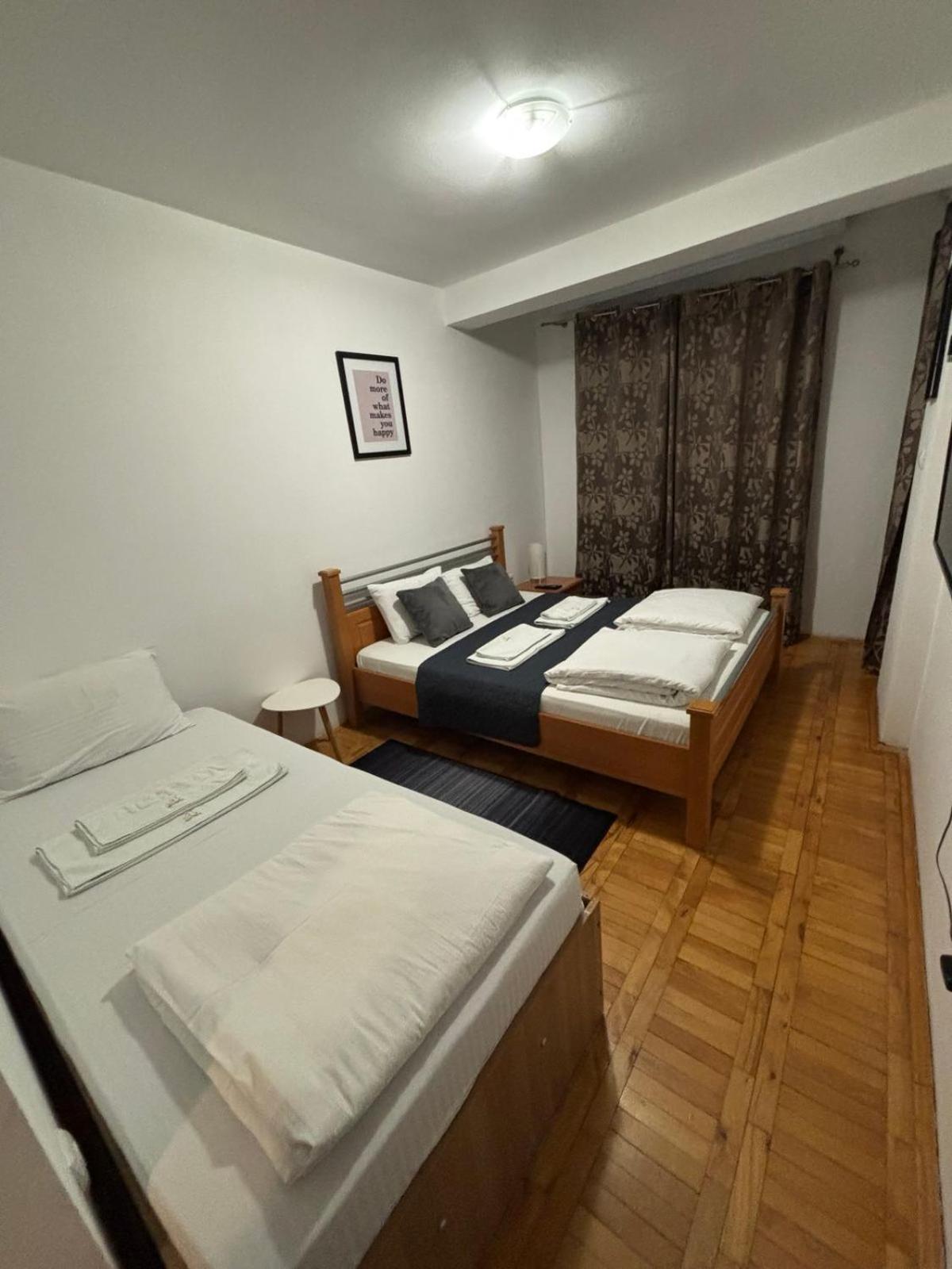 4 Rooms Apartments Nis Exterior photo